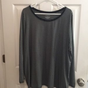 Black and gray strip shirt